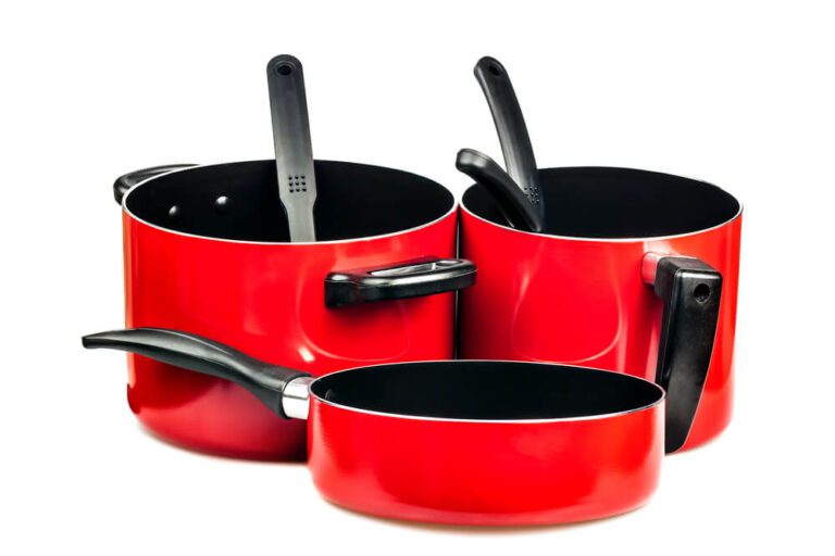 darius cooks cookware